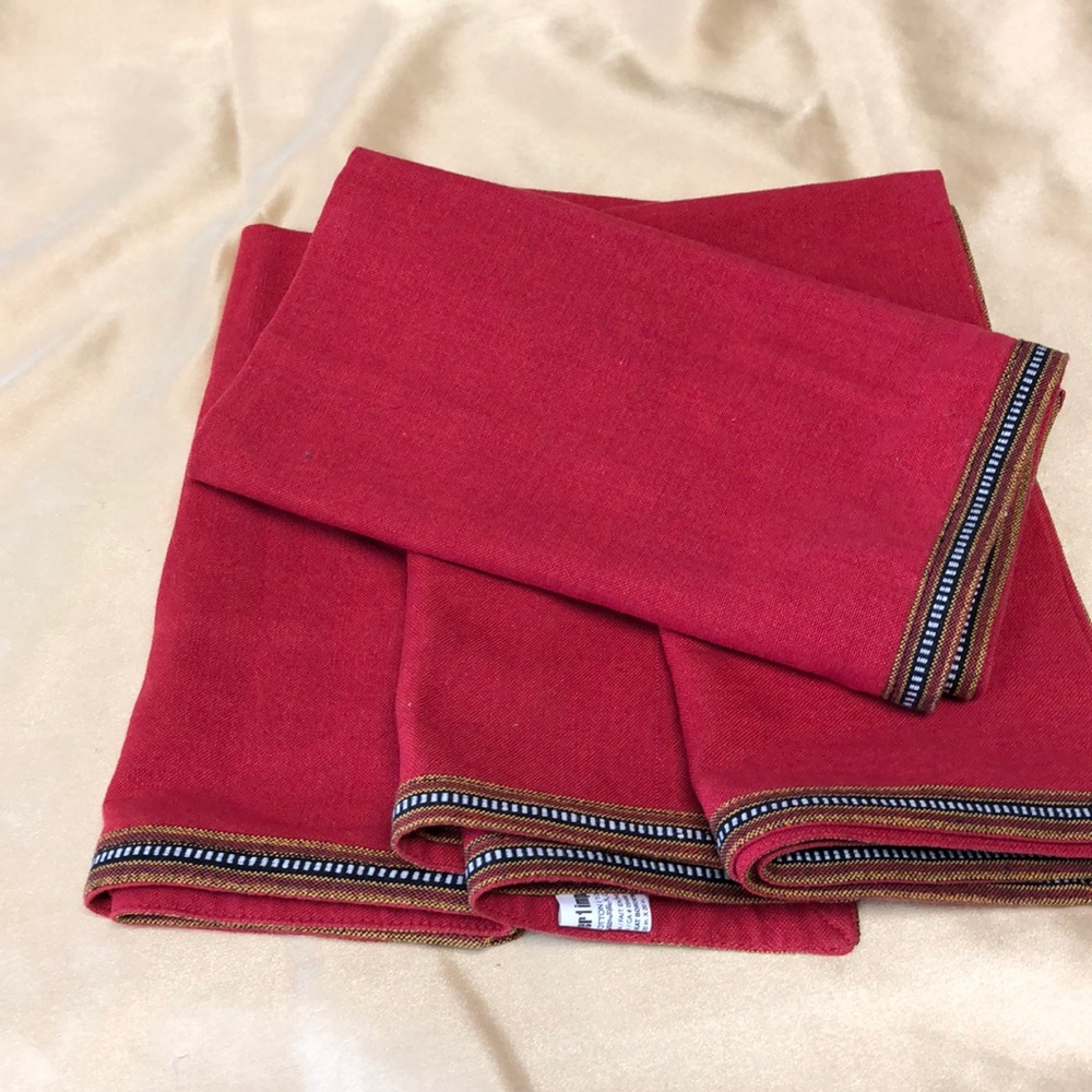 Pier 1 Dinner Napkins